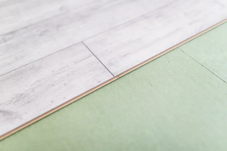 Tablas de suelo laminado brillante en gris 1 2